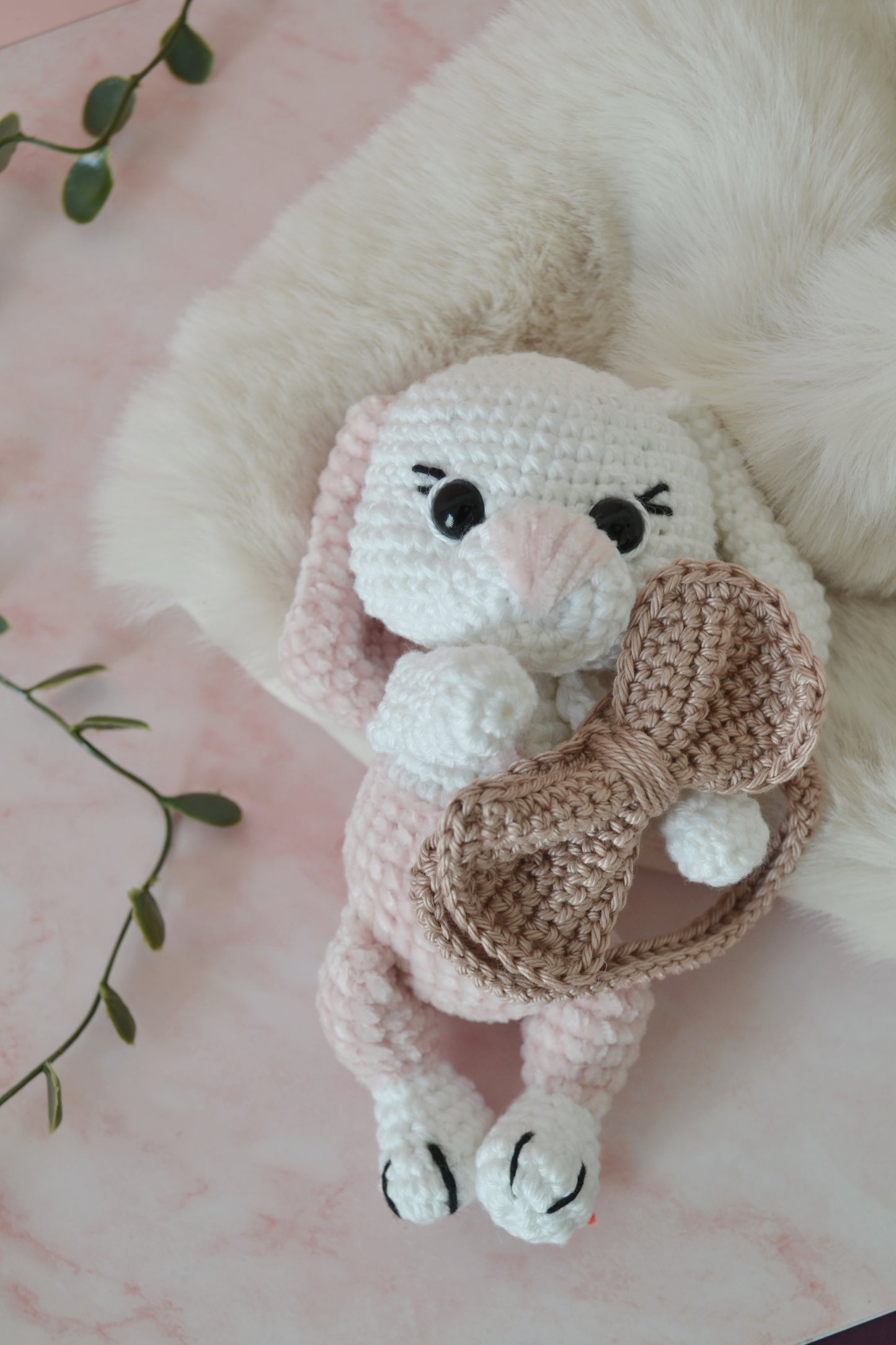 Kit de crochet Bunny Lili Rose dans une valise