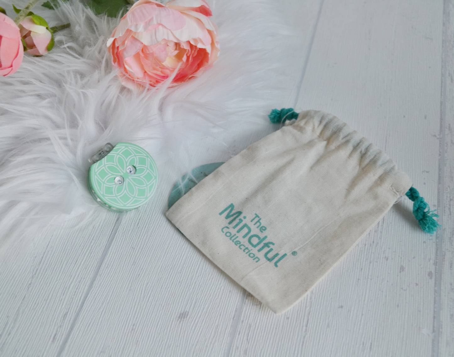 Compteur de rangées Mindful Clicky avec sac en tissu