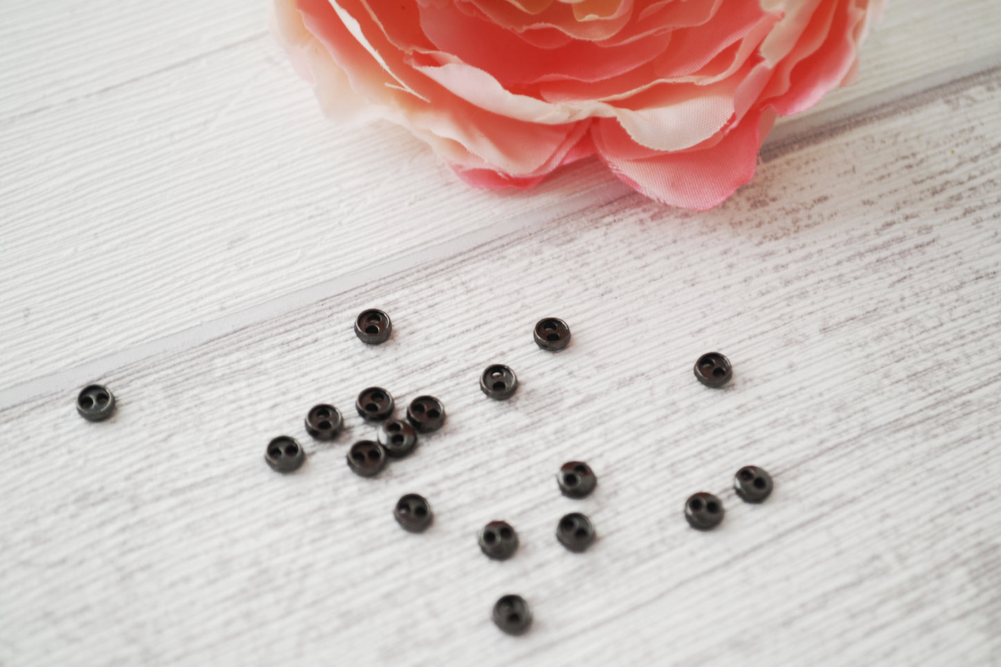 Mini boutons pour poupées