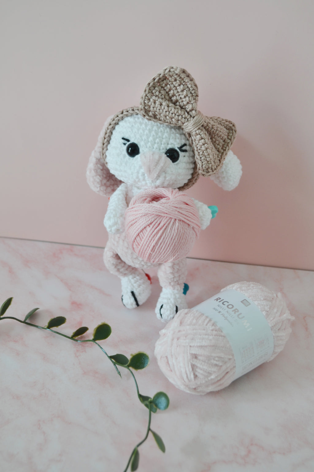 Häschen Lili Rose im Koffer Häkelset