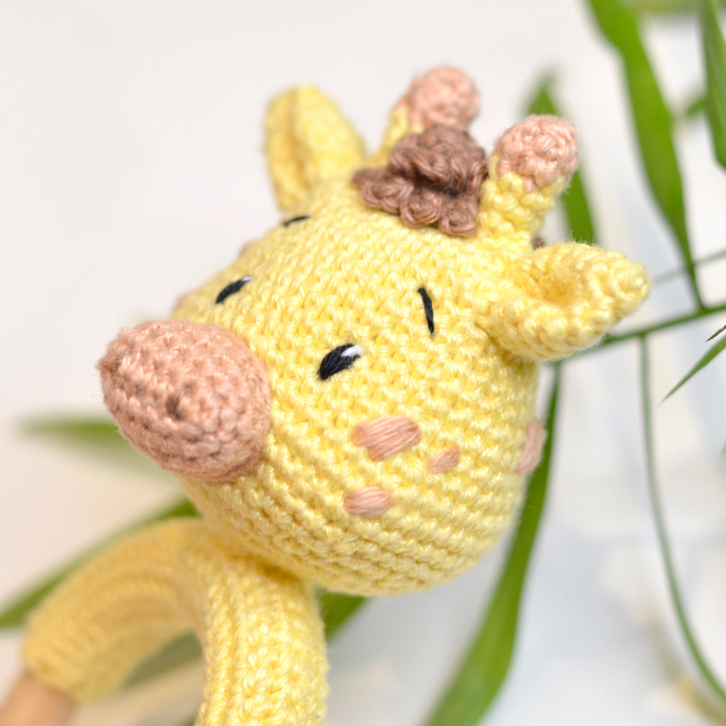 PDF Häkelanleitung Babyrassel Giraffe Amigurumi