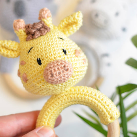 PDF Häkelanleitung Babyrassel Giraffe Amigurumi